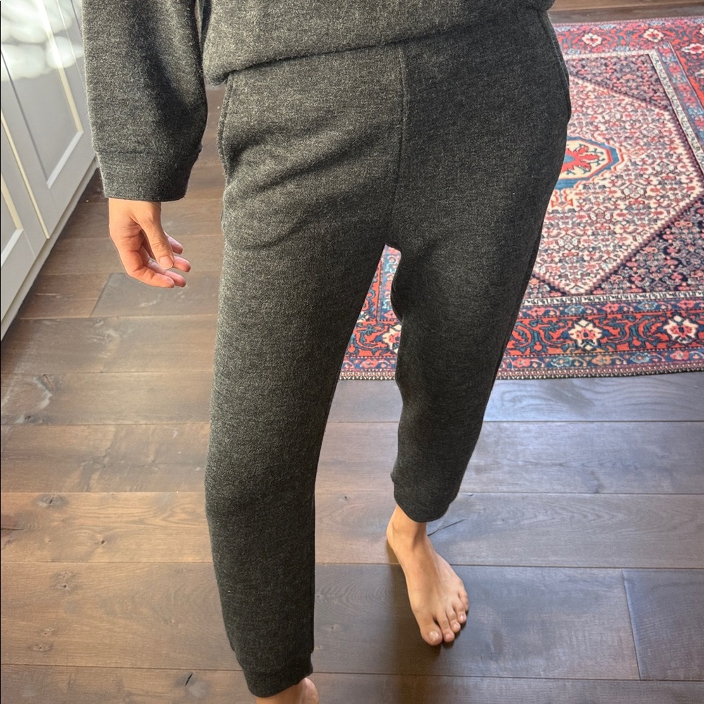 Cozy Charcoal Gray Hoodie and Joggers Set from Mango - Picture 4 of 6